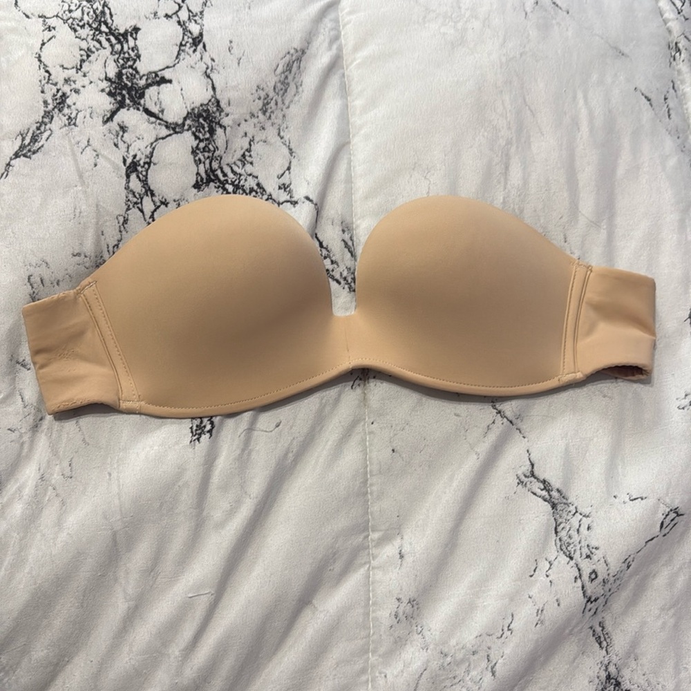 Strapless bra